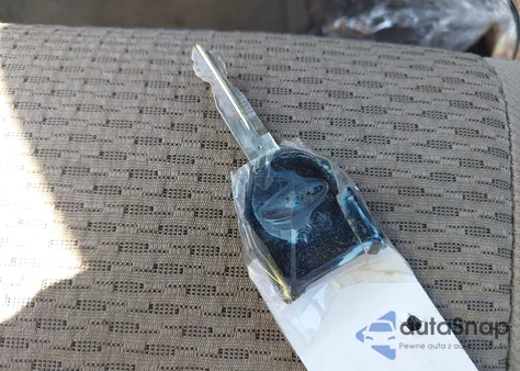 2010 Ford F-150 Fx4/Lariat/Xl/Xlt z USA, uszkodzony, nr VIN 1FTFX1EV5AFB63662